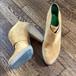 Belle by Sigerson Morrison booties